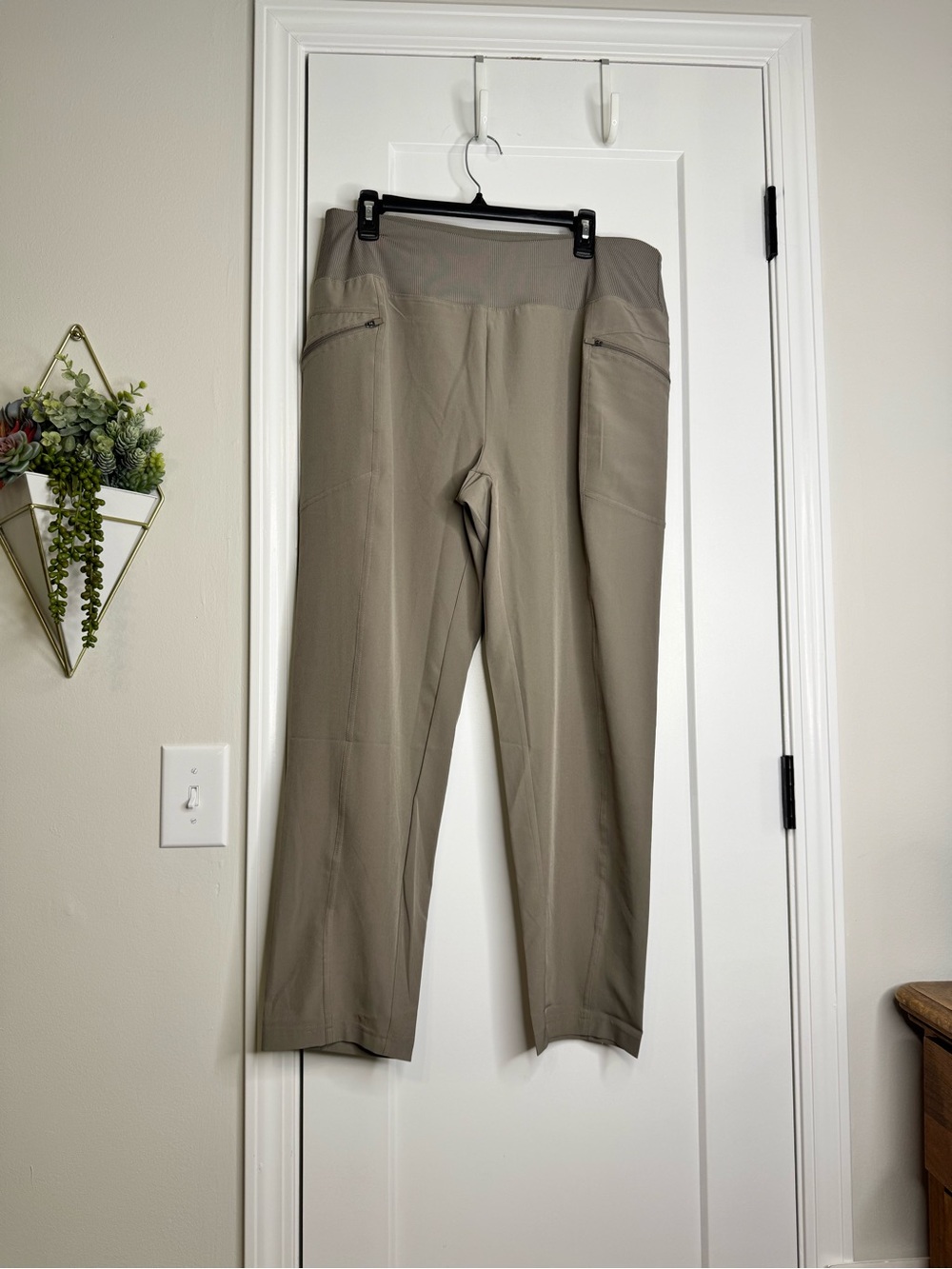 RBX Taupe Athleisure Pant